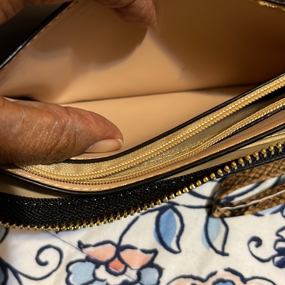 Wallet - Picture 3 of 7